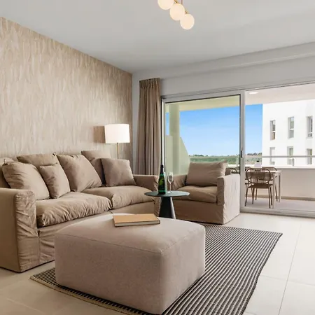 Oceana Gardens 2 Bedroom Luxury * Estepona