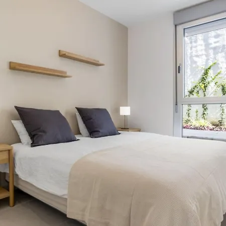 Oceana Gardens 2 Bedroom Luxury *